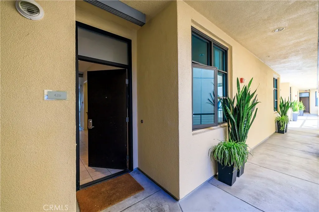 133 N The Promenade N 426, Long Beach, California 90802 home-pic-7